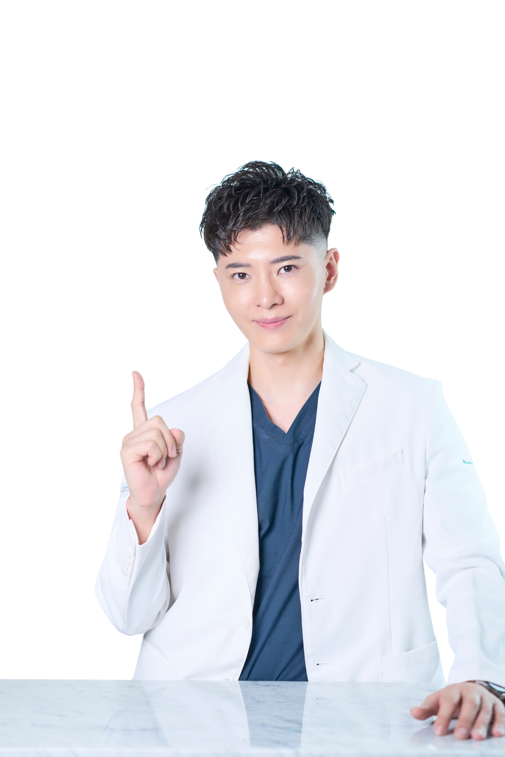 クレドクリニック新宿 院長 伊藤 雄介
